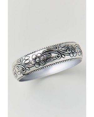 Urban Outfitters Floral Etched Metal Bangle Bracelet - Metallic