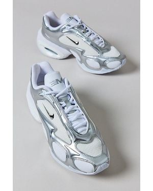 Nike Air Max Muse Sneaker - Gray