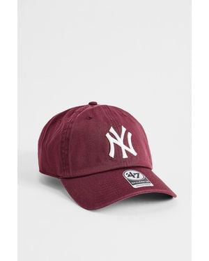 '47 Ny Yankees Clean Up Cap At Urban Outfitters - Red