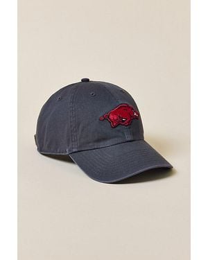 '47 College Of Arkansas Razorbacks Team Logo Clean Up Hat - Blue
