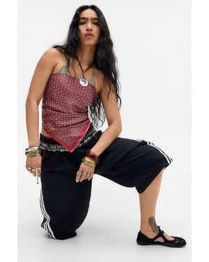 Urban Outfitters Uo Silky Tile Print Scarf - Pink