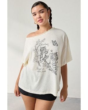 Kimchi Blue Courtney Cat Graphic Off-The-Shoulder Oversized Tee - Gray