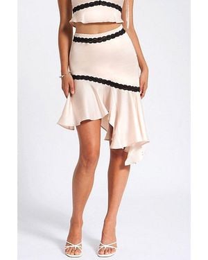 Miss Circle Yahvi Lace Trim Satin Skirt - Natural