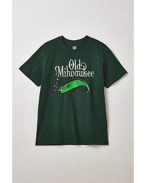 Urban Outfitters Old Milwaukee Fish Or Buzz Graphic Tee - Green