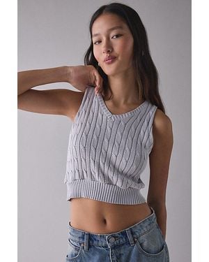Vintage & ReMADE by UO Remade By Uo Cropped Sweater Vest - Gray