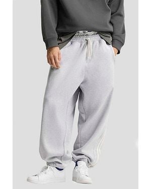adidas Adisignature Ny Jogger Sweatpants - Gray
