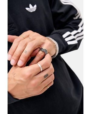 Urban Outfitters Uo Grunge Cross Ring - Black