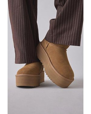 UGG Classic Ultra Mini Platform Boots - Brown