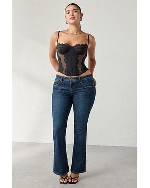 BDG Brooke Low-Rise Flare Jean - Blue