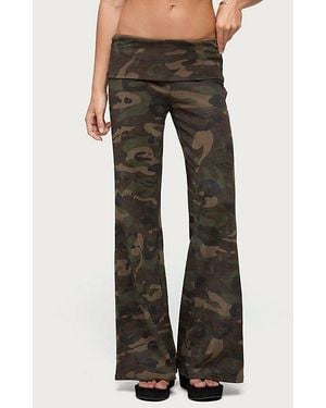 Edikted Lumielle Camo Wide Leg Foldover Pants - Green