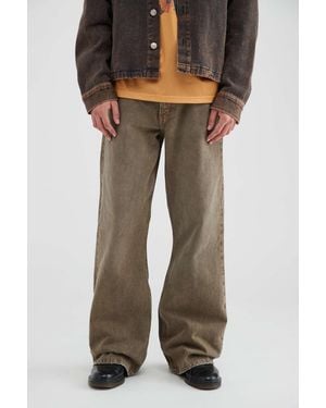 BDG Slacker Relaxed Fit Jean - Gray