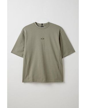Oakley Driven Panelled Tee - Green