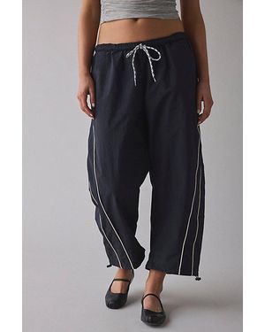 BDG Fast Track Low-Rise Cropped Nylon Pants - Black