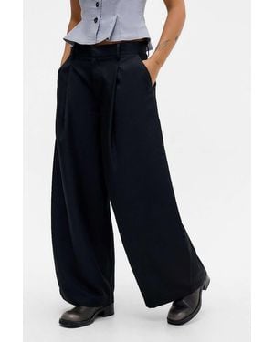 Urban Outfitters Uo Noa Cocoon Trousers - Blue