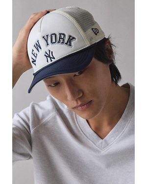 KTZ 9Forty Mlb New York Yankees Mesh Trucker Hat - Grey