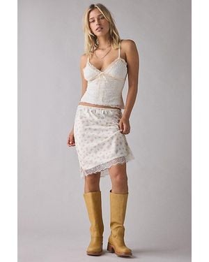 Kimchi Blue Clover Lace + Ribbon Trim Cropped Cami - White