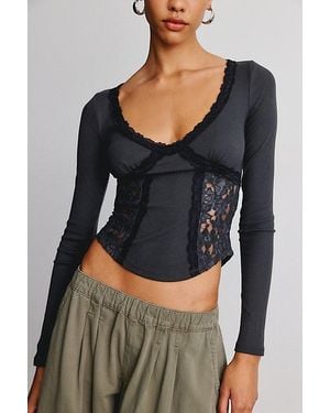 BDG Coral Lace Detail V-Neck Long Sleeve Tee - Black