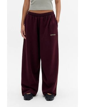 iets frans... Mulberry Harri Joggers 2xs At Urban Outfitters - Red