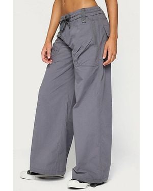 Edikted Kathleen Oversized Cotton Cargo Pants - Blue
