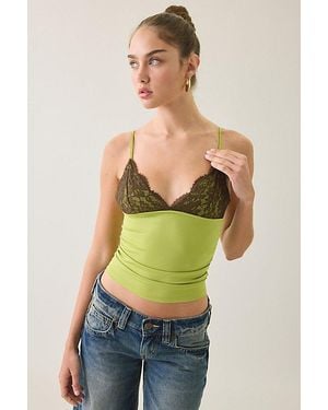 Urban Outfitters Uo Date Night Lace Trim Cropped Cami - Green
