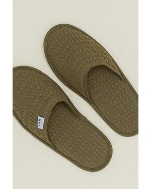 Hawkins New York Simple Waffle Slippers - Green