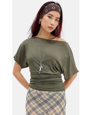 Silence + Noise Silence + Noise Sasha Slash Neck Ruched Waist T-shirt - Green