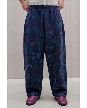 iets frans... Blue Harri Camo Joggers