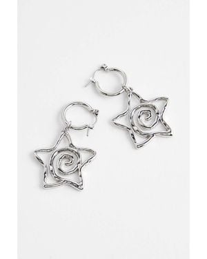 Urban Outfitters Uo Swirl Star Hoops - Metallic