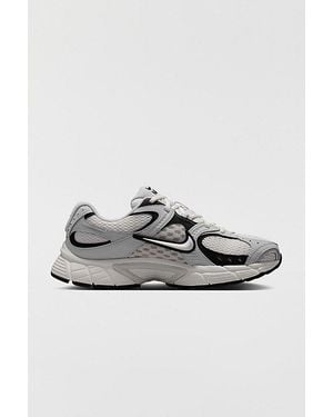 Nike V5 Rnr Sneakers - Multicolor
