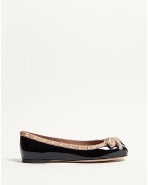 Valentino Garavani Rockstud Patent Leather Ballerina - White