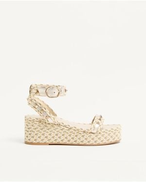 Valentino Garavani Rockstud Flatform Sandal - Natural