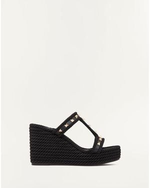 Valentino Garavani Rockstud Wedge - Black