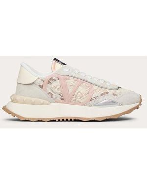 Valentino Garavani Sneaker lacerunner in pizzo e mesh - Bianco