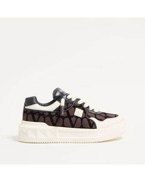 Valentino Garavani One Stud Xl Low-Top Trainer - White