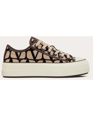 Baskets Valentino Garavani femme a partir de 590 Lyst