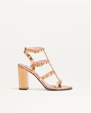 Valentino Garavani Rockstud Laminated Calfskin Sandal With Straps 90Mm 35.5 - Natural