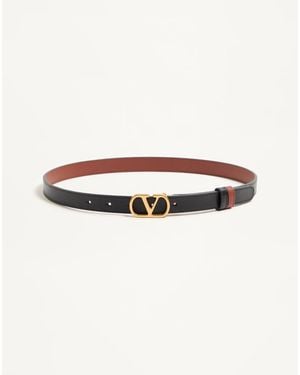 Valentino Garavani Vlogo Signature Reversible Shiny Calfskin Belt - White