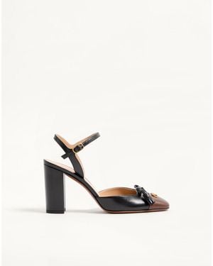Valentino Garavani Valet Du Roi Court Shoes - White