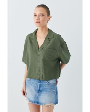 MixRay Loose Fit Button-Up Crop Shirt With Pocket - Green