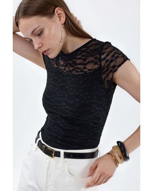 Busem Slim Fit Lace Knit Blouse - Black