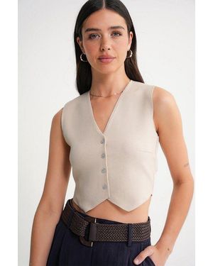 MixRay V-Neck Buttoned Crop Vest - Natural