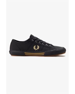 Fred Perry B708 Vintage Tennis Canvas Zwarte/Champagne Sneakers