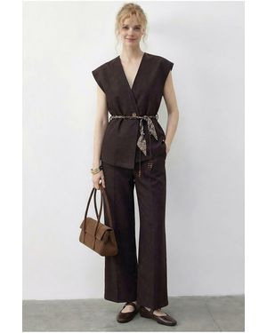 Bianco Lucci Vest And Trousers Two-Piece Set With Belt Detail - Multicolour