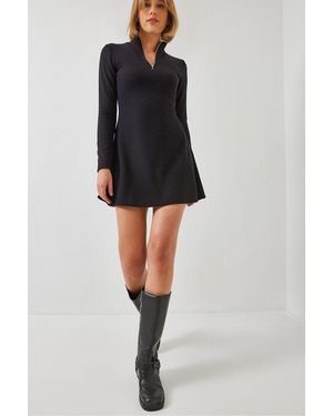 Bianco Lucci Ribbed Mini Dress With Zipper Collar - Black