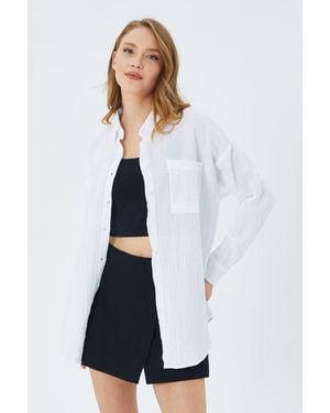 MixRay Oversize Shirt With Pocket Detail - White