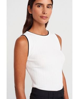 Dilvin Ribbed Sleeveless Boat Neck Blouse - White