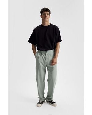 Giesto Relaxed Fit Pleated Straight Leg Trousers - Black