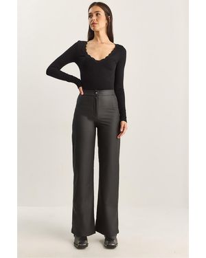 Bianco Lucci High Waist Wide Leg Faux Leather Trousers - Black
