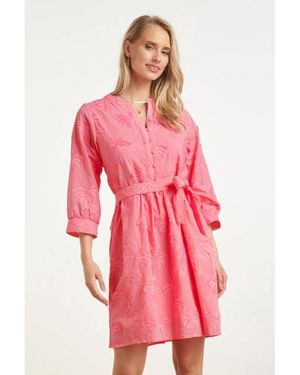 Smashed Lemon Korte Jurk Met Geborduurd Palmmotief En Ceintuur - Roze