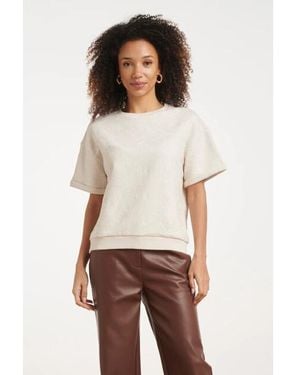 Smashed Lemon Top Met Ton-Sur-Ton Geborduurd Print - Wit